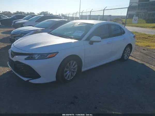4T1C11AK9LU961740 2020 TOYOTA CAMRY - Image 2