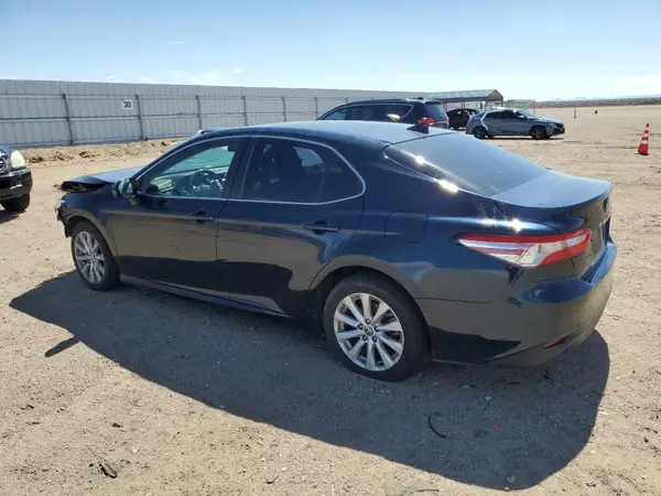 4T1C11AK9LU963990 2020 TOYOTA CAMRY - Image 2