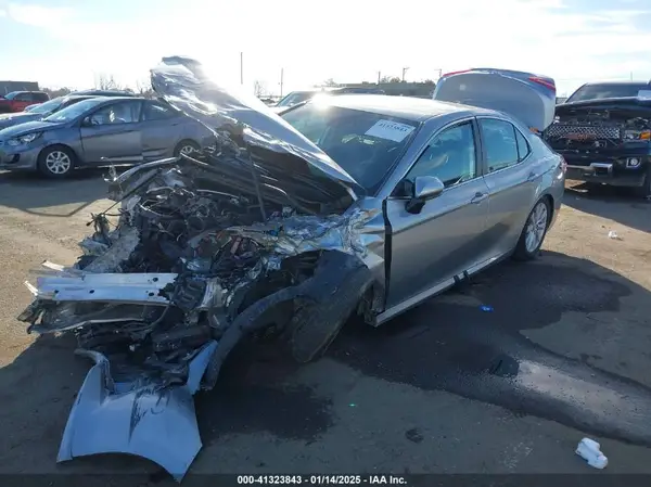 4T1C11AK9LU975346 2020 TOYOTA CAMRY - Image 2