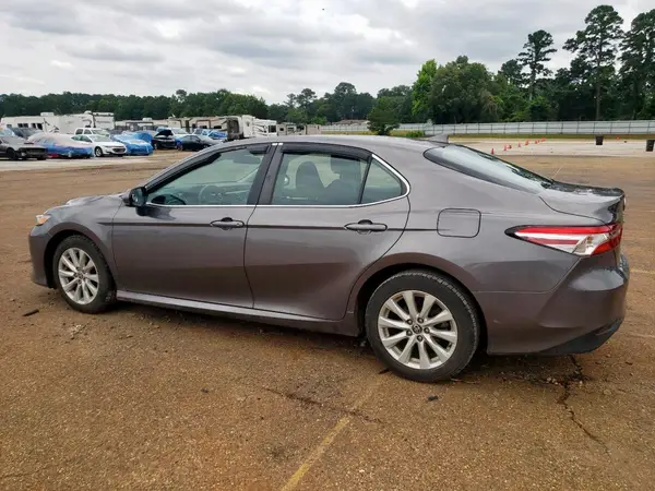 4T1C11AK9LU980594 2020 TOYOTA CAMRY - Image 2