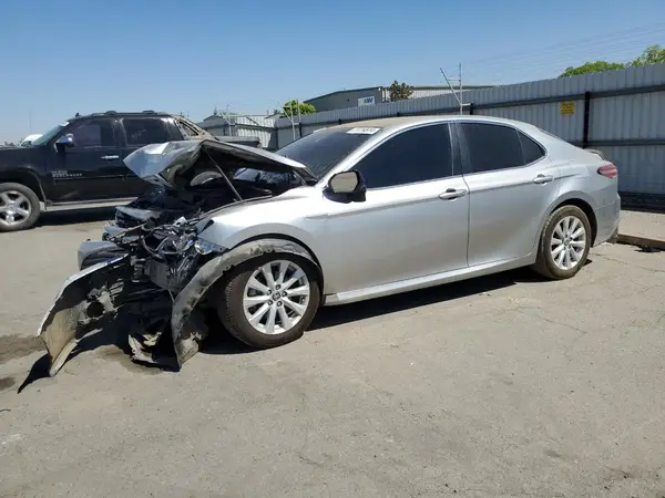 4T1C11AK9LU984130 2020 TOYOTA CAMRY - Image 1