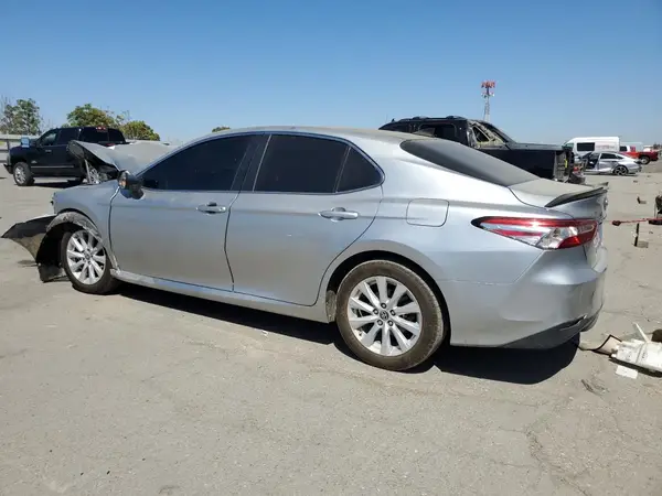 4T1C11AK9LU984130 2020 TOYOTA CAMRY - Image 2