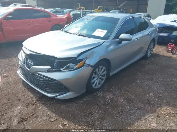 4T1C11AK9LU992504 2020 TOYOTA CAMRY - Image 2