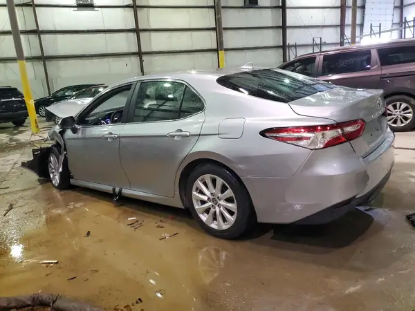 4T1C11AK9LU992812 2020 TOYOTA CAMRY - Image 2