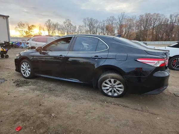 4T1C11AK9LU992924 2020 TOYOTA CAMRY - Image 2