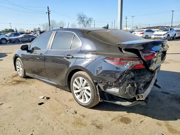4T1C11AK9MU422598 2021 TOYOTA CAMRY - Image 2
