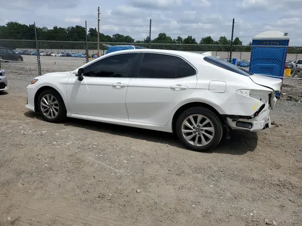 4T1C11AK9MU453141 2021 TOYOTA CAMRY - Image 2