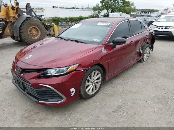 4T1C11AK9MU455004 2021 TOYOTA CAMRY - Image 2