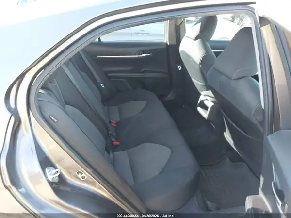 4T1C11AK9MU462356 2021 TOYOTA CAMRY - Image 8