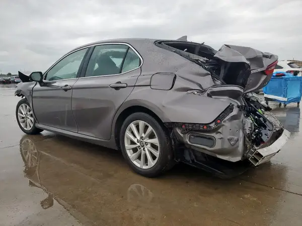 4T1C11AK9MU467007 2021 TOYOTA CAMRY - Image 2