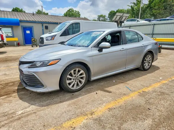 4T1C11AK9MU469856 2021 TOYOTA CAMRY - Image 1