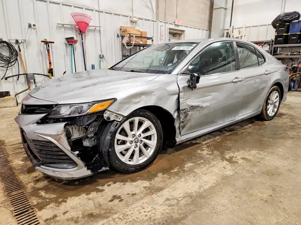4T1C11AK9MU470490 2021 TOYOTA CAMRY - Image 1
