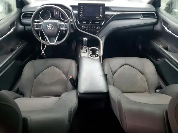 4T1C11AK9MU480808 2021 TOYOTA CAMRY - Image 8