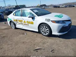 4T1C11AK9MU486298 2021 TOYOTA CAMRY