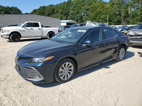 4T1C11AK9MU496653 2021 TOYOTA CAMRY - Image 1