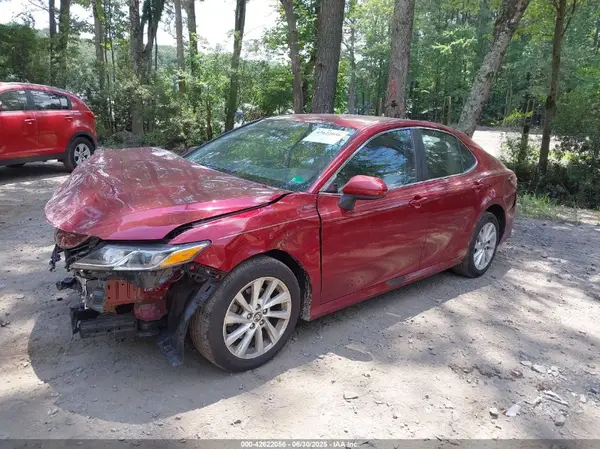 4T1C11AK9MU512480 2021 TOYOTA CAMRY - Image 2