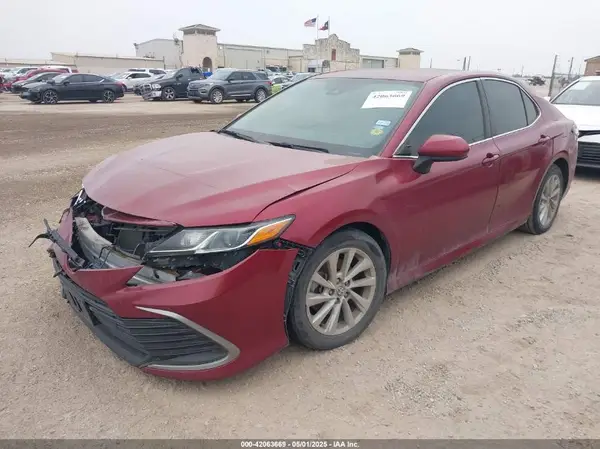 4T1C11AK9MU534253 2021 TOYOTA CAMRY - Image 2