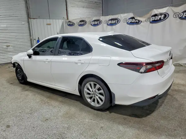 4T1C11AK9MU534690 2021 TOYOTA CAMRY - Image 2