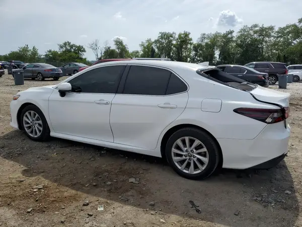 4T1C11AK9MU534978 2021 TOYOTA CAMRY - Image 2