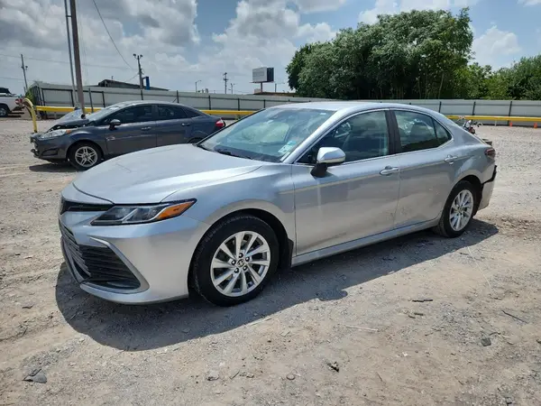4T1C11AK9MU547293 2021 TOYOTA CAMRY - Image 1