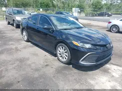 4T1C11AK9MU570072 2021 TOYOTA CAMRY