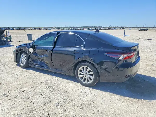 4T1C11AK9MU574851 2021 TOYOTA CAMRY - Image 2
