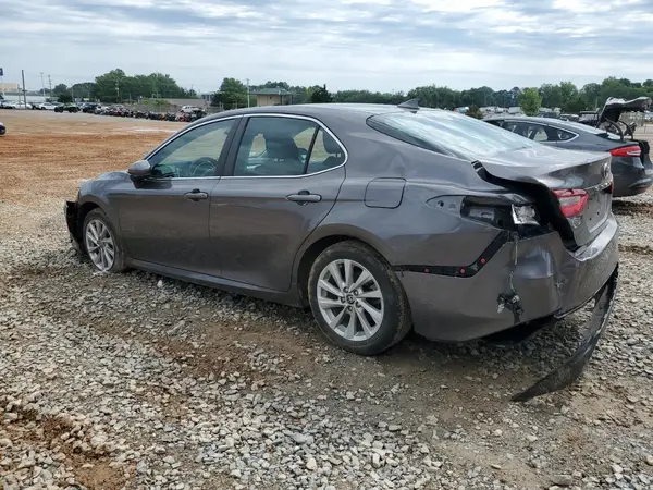 4T1C11AK9MU575014 2021 TOYOTA CAMRY - Image 2