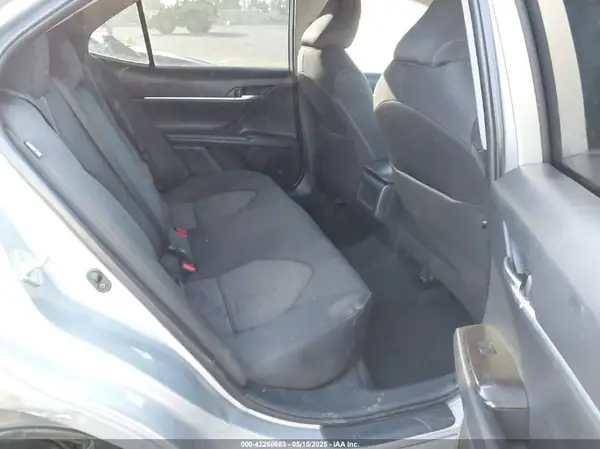 4T1C11AK9MU579645 2021 TOYOTA CAMRY - Image 8