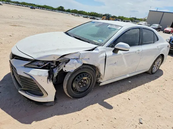4T1C11AK9MU581573 2021 TOYOTA CAMRY - Image 1
