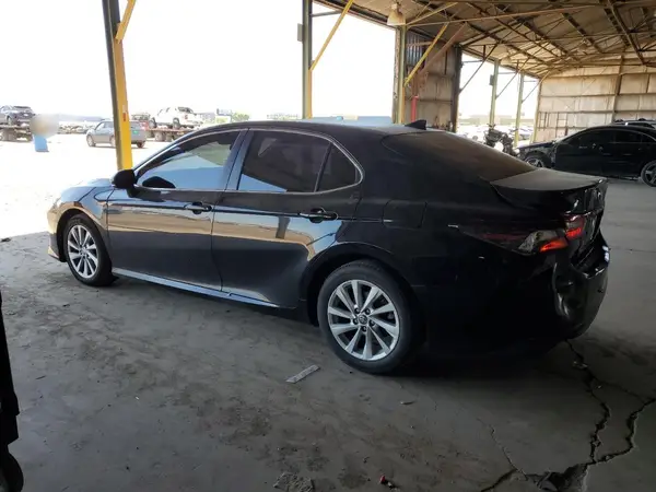4T1C11AK9NU014720 2022 TOYOTA CAMRY - Image 2