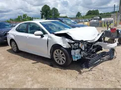 4T1C11AK9NU017360 2022 TOYOTA CAMRY