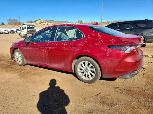 4T1C11AK9NU046681 2022 TOYOTA CAMRY - Image 2