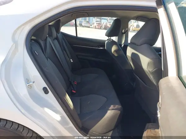 4T1C11AK9NU053310 2022 TOYOTA CAMRY - Image 8