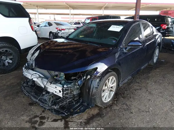 4T1C11AK9NU062539 2022 TOYOTA CAMRY - Image 2