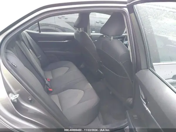 4T1C11AK9NU617618 2022 TOYOTA CAMRY - Image 8