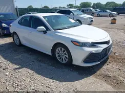 4T1C11AK9NU621524 2022 TOYOTA CAMRY