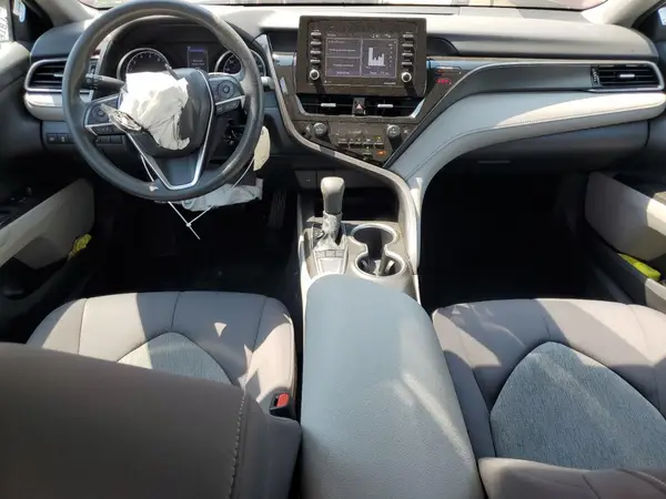 4T1C11AK9NU622950 2022 TOYOTA CAMRY - Image 8