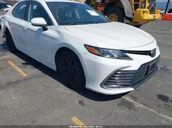 4T1C11AK9NU625492 2022 TOYOTA CAMRY