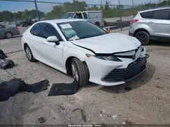 4T1C11AK9NU627811 2022 TOYOTA CAMRY