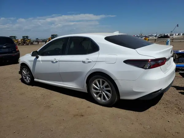 4T1C11AK9NU633091 2022 TOYOTA CAMRY - Image 2
