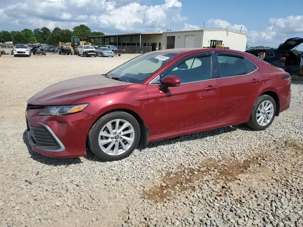 4T1C11AK9NU638453 2022 TOYOTA CAMRY - Image 1