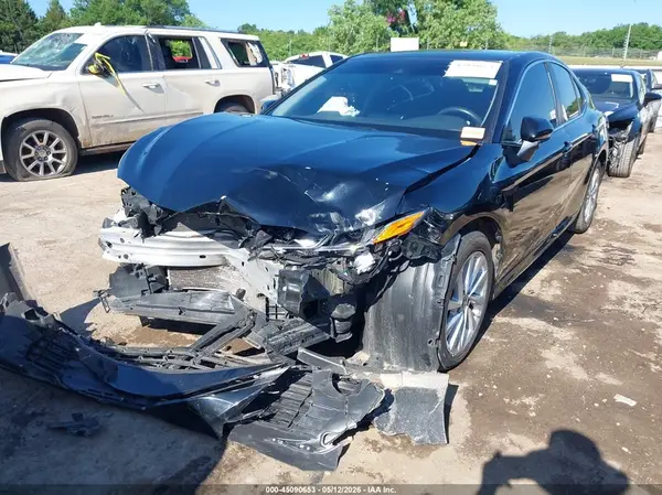 4T1C11AK9NU646729 2022 TOYOTA CAMRY - Image 2