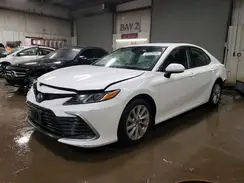 4T1C11AK9NU660386 2022 TOYOTA CAMRY