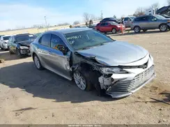 4T1C11AK9NU666768 2022 TOYOTA CAMRY