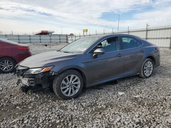 4T1C11AK9NU677950 2022 TOYOTA CAMRY - Image 1
