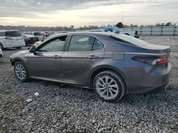4T1C11AK9NU677950 2022 TOYOTA CAMRY - Image 2