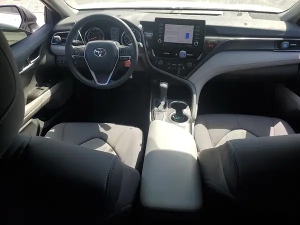 4T1C11AK9NU691038 2022 TOYOTA CAMRY - Image 8