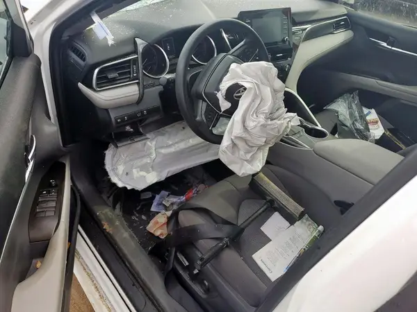 4T1C11AK9NU692156 2022 TOYOTA CAMRY - Image 8