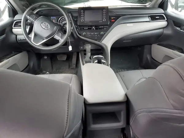 4T1C11AK9NU704502 2022 TOYOTA CAMRY - Image 8