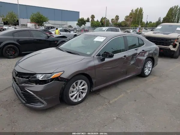 4T1C11AK9PU079571 2023 TOYOTA CAMRY - Image 2